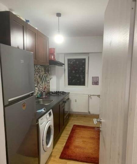 Militari, Politehnica, Uverturii, 5/8, 40mp, bl. 1988, 7 min metrou,